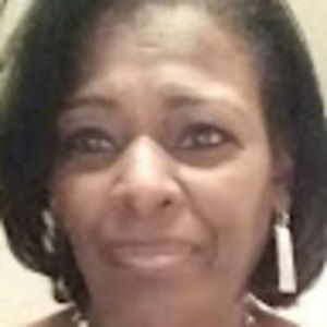 Meet your Posher, Stacie